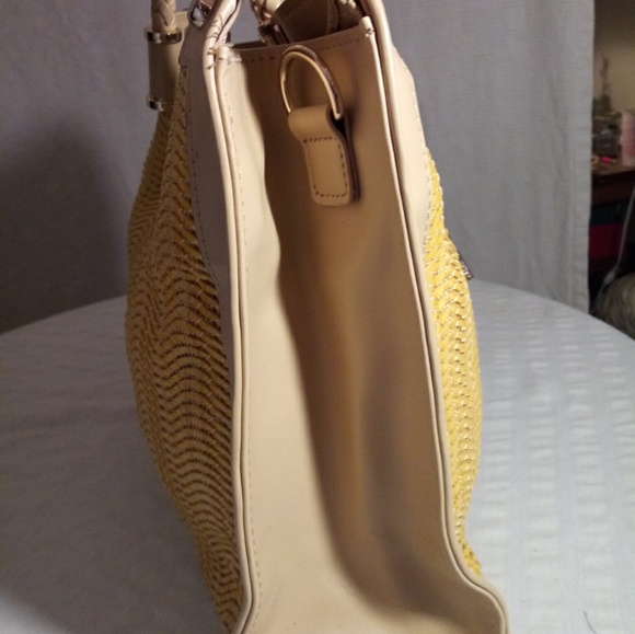 New no tags Ivanka Trump bag - Picture 3 of 8